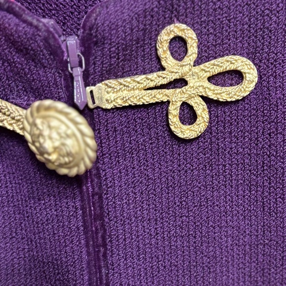 2 piece set. St. John collection size 12 sweater top and skirt - Picture 2 of 10